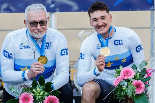 from right Moritz Augenstein GER with Christian Ertel GER, pacemaker winner, first place, gold medal, gold medal, 06 09 2025, Erfurt Germany , Track Cycling, Stand-up and Derny European Championships 2025 xprx