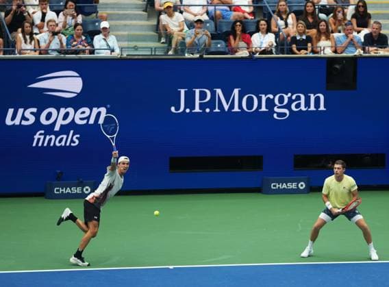 (250907) -- NEW YORK, Sept. 7, 2025 -- Joe Salisbury (L) Neal Skupski return a hit during the men s doubles final match between Marcel Granollers of Spain Horacio Zeballos of Argentina and Joe Salisbury Neal Skupski of Britain at the 2025 US Open tennis championships in New York, the United States, Sept. 6, 2025. ) (SP)U.S.-NEW YORK-TENNIS-US OPEN-MEN S DOUBLES-FINAL WuxXiaoling 