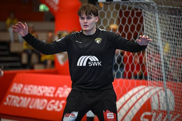 Germany Handball 2 Bundesliga 2025 26, 06 09 2025 2 Matchday HSG Krefeld Niederrhein vs Die Eulen Ludwigshafen Sporthalle Glockenspitz Krefeld , Anel DurmiÄ‡ Anel Durmic HSG Krefeld Niederrhein, Anel DurmiÄ‡ Anel Durmic HSG Krefeld Niederrhein, 72 Copyright: xMarkusxVerwimpx