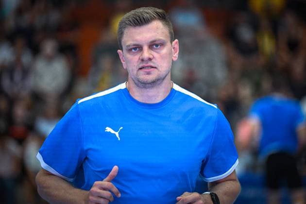 Germany Handball 2 Bundesliga 2025 26, 06 09 2025 2 Matchday HSG Krefeld Niederrhein vs Die Eulen Ludwigshafen Sporthalle Glockenspitz Krefeld , Konrad Gimmler Referee Copyright: xMarkusxVerwimpx
