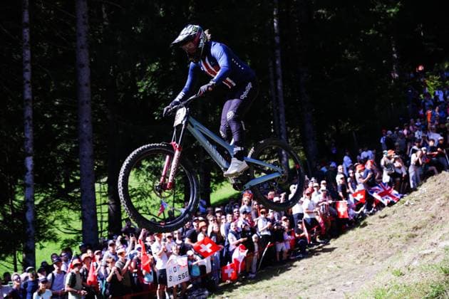 2025 UCI Mountain Bike World Championships Picture by Ed Sykes SWpix.com - 07 09 2025 - Cycling - 2025 UCI Mountain Bike World Championships - Downhill - ChampÃ ry, Valais, Switzerland - Women Elite Final - Taylor Ostgaard (United States) Copyright: x xSWpix.comx(t axPhotographyxHubxLtd)xEdxSykes SWpix.comx SWP-3030-2423