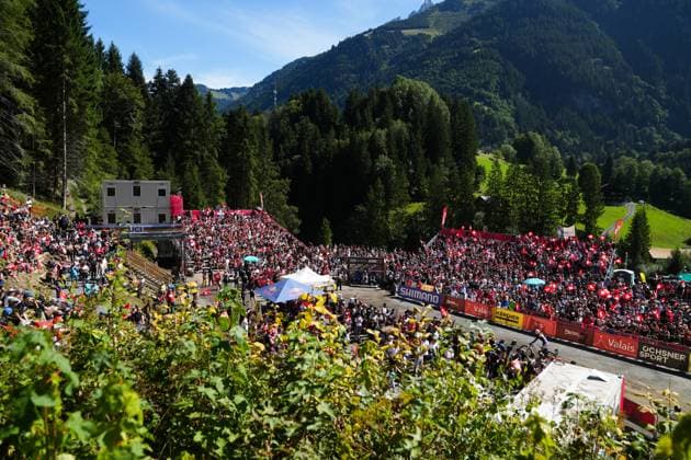 2025 UCI Mountain Bike World Championships Picture by Thomas Maheux SWpix.com - 07 09 2025 - Cycling - 2025 UCI Mountain Bike World Championships - Downhill - ChampÃ ry, Valais, Switzerland - Women Elite Final - A general view (GV) of the finish area Copyright: x xSWpix.comx(t axPhotographyxHubxLtd)xThomasxMaheux SWpix.comx SWP-3030-2512