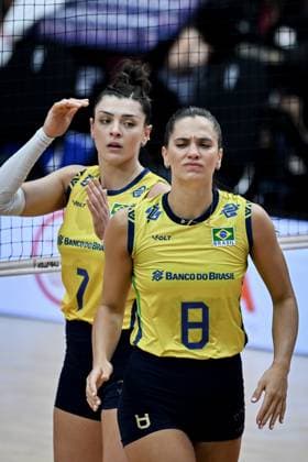 Japan v Brazil - FIVB Women’s World Volleyball Championship BANGKOK, THAILAND - SEPTEMBER 7: Julia Gambatto Kudiess (8) and Rosamaria Montibeller (7) of Brazil compete during the FIVB Women s Volleyball World Championship, WM, Weltmeisterschaft bronze medal match between Japan and Brazil at the Huamark Indoor Stadium in Bangkok, Thailand on September 7, 2025. Mustafa Hatipoglu Anadolu Bangkok Thailand. Editorial use only. Please get in touch for any other usage.  Copyright: x2025xAnadoluxMustafaxHatipoglux
