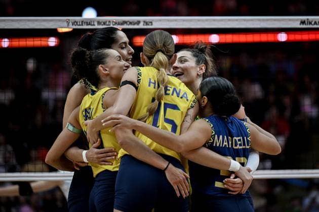 Japan v Brazil - FIVB Women’s World Volleyball Championship BANGKOK, THAILAND - SEPTEMBER 7: Players of Brazil compete during the FIVB Women s Volleyball World Championship, WM, Weltmeisterschaft bronze medal match between Japan and Brazil at the Huamark Indoor Stadium in Bangkok, Thailand on September 7, 2025. Mustafa Hatipoglu Anadolu Bangkok Thailand. Editorial use only. Please get in touch for any other usage.  Copyright: x2025xAnadoluxMustafaxHatipoglux