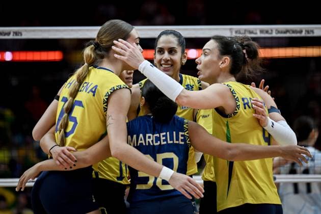 Japan v Brazil - FIVB Women’s World Volleyball Championship BANGKOK, THAILAND - SEPTEMBER 7: Players of Brazil celebrate during the FIVB Women s Volleyball World Championship, WM, Weltmeisterschaft bronze medal match between Japan and Brazil at the Huamark Indoor Stadium in Bangkok, Thailand on September 7, 2025. Mustafa Hatipoglu Anadolu Bangkok Thailand. Editorial use only. Please get in touch for any other usage.  Copyright: x2025xAnadoluxMustafaxHatipoglux