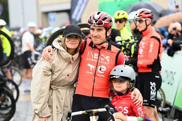 2025 Lloyds Tour of Britain Picture by Simon Wilkinson SWpix.com - 07 09 2025 - Cycling - 2025 Lloyds Tour of Britain - Stage 6: Newport to Cardiff - Geraint Thomas (INEOS Grenadiers) with his Wife Sara and his Son Macs after a guard of honour outside of the Geraint Thomas National Velodrome of Wales Copyright: x xSWpix.comx(t axPhotographyxHubxLtd)xSimonxWilkinson SWpix.comx SWP-3069-2615