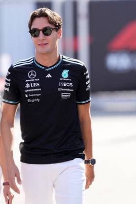 F1 Grand Prix of Italy MONZA, ITALY - SEPTEMBER 07: George Russell of Great Britain and Mercedes Team arrives at the paddock during the F1 Grand Prix of Italy at Autodromo Nazionale Monza on September 07, 2025 in Monza, Italy. Pier Marco Tacca Anadolu Monza Italy. Editorial use only. Please get in touch for any other usage.  Copyright: x2025xAnadoluxPierxMarcoxTaccax
