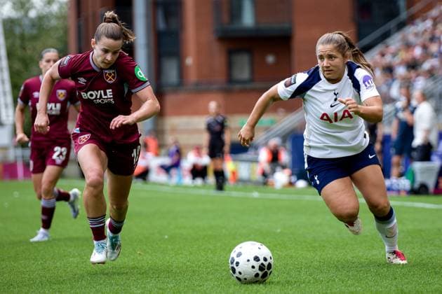 London, England, September 07 2025: Kit Graham (16 Tottenham Hotspur) in action during the Womens Super League game between Tottenham Hotspur and West Ham at Brisbane Road in London, England. (Photo by Pedro Porru Sports Press Photo SPP) Copyright: xPedroxPorrux xSPPx Sportspressphoto_SPR21841