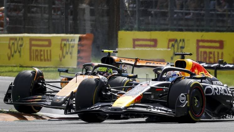 MONZA - Max Verstappen (Red Bull Racing) passes Lando Norris (McLaren) at the Monza circuit during the Italian Grand Prix. ANP SEM VAN DER WAL xVIxANPxSportx xxANPxIVx 535277434 originalFilename: 535277434.jpg