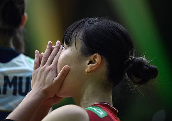 (250907) -- BANGKOK, Sept. 7, 2025 -- Kojima Manami of Japan looks dejected after the final 3-4 match between Japan and Brazil at the Volleyball Women s World Championship, WM, Weltmeisterschaft in Bangkok, Thailand, Sept. 7, 2025. ) (SP)THAILAND-BANGKOK-VOLLEYBALL-WOMEN S WORLD CHAMPIONSHIP-FINAL 3-4-JAPAN VS BRAZIL HouxZhaokang 