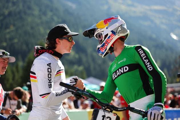 2025 UCI Mountain Bike World Championships Picture by Alex Whitehead SWpix.com - 07 09 2025 - Cycling - 2025 UCI Mountain Bike World Championships - Downhill - ChampÃ ry, Valais, Switzerland - Men Elite Final - Ronan Dunne (Ireland), Henri Kiefer (Germany) Copyright: x xSWpix.comx(t axPhotographyxHubxLtd)xAlexxWhitehead SWpix.comx SWP-3030-2681