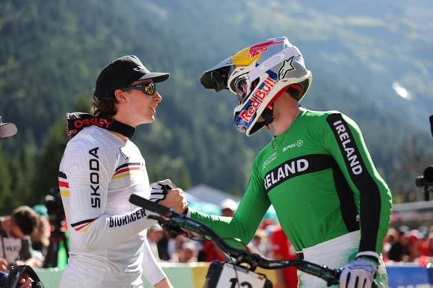 2025 UCI Mountain Bike World Championships Picture by Alex Whitehead SWpix.com - 07 09 2025 - Cycling - 2025 UCI Mountain Bike World Championships - Downhill - ChampÃ ry, Valais, Switzerland - Men Elite Final - Ronan Dunne (Ireland), Henri Kiefer (Germany) Copyright: x xSWpix.comx(t axPhotographyxHubxLtd)xAlexxWhitehead SWpix.comx SWP-3030-2682