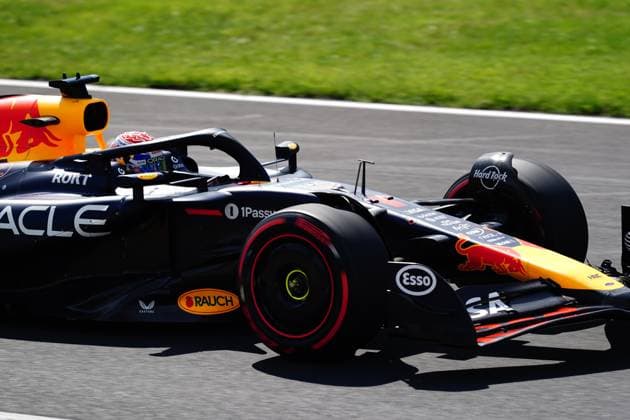 F1 Grand Prix of Italy - Race MONZA, ITALY - SEPTEMBER 07: Max Verstappen of Netherland driving the (1) Oracle Red Bull Racing RB21 on track during F1 Grand Prix of Italy at Autodromo Nazionale Monza on September 07, 2025 in Monza, Italy. Pier Marco Tacca Anadolu Monza Italy. Editorial use only. Please get in touch for any other usage.  Copyright: x2025xAnadoluxPierxMarcoxTaccax