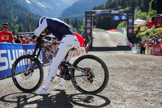 2025 UCI Mountain Bike World Championships Picture by Alex Whitehead SWpix.com - 07 09 2025 - Cycling - 2025 UCI Mountain Bike World Championships - Downhill - ChampÃ ry, Valais, Switzerland - Men Elite Final - Amaury Pierron (France) Copyright: x xSWpix.comx(t axPhotographyxHubxLtd)xAlexxWhitehead SWpix.comx SWP-3030-2698