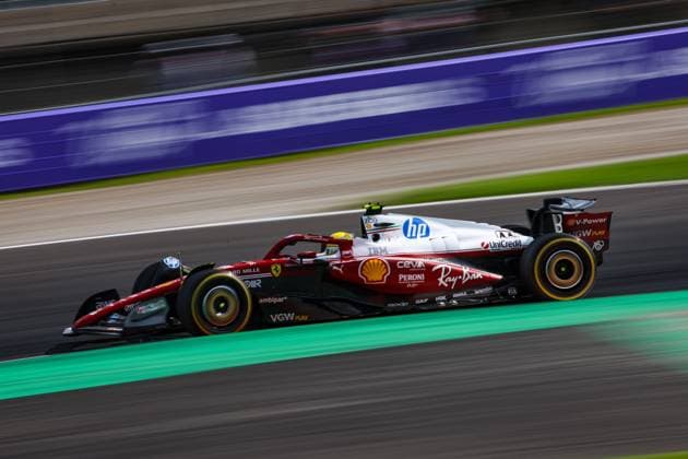 F1 - ITALIAN GRAND PRIX 2025 44 HAMILTON Lewis (gbr), Scuderia Ferrari SF-25, action during the 2025 Formula 1 Pirelli Grand Premio d™Italia, 2025 Italian Grand Prix, 16th round of the 2025 FIA Formula One World Championship, WM, Weltmeisterschaft from September 5 to 7, 2025 on the Autodromo Nazionale Monza, in Monza, Italy - MonzaItaly  Copyright: xXavixBonillax