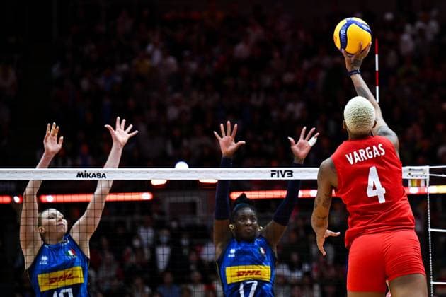 Turkiye v Italy - FIVB Women’s World Volleyball Championship BANGKOK, THAILAND - SEPTEMBER 7: Turkiye’s Melissa Vargas in action against players of Italy during the FIVB Women’s Volleyball World Championship, WM, Weltmeisterschaft final match at Huamark Indoor Stadium in Bangkok, Thailand, on September 7, 2025. Mustafa Hatipoglu Anadolu Banghok Thailand. Editorial use only. Please get in touch for any other usage.  Copyright: x2025xAnadoluxMustafaxHatipoglux