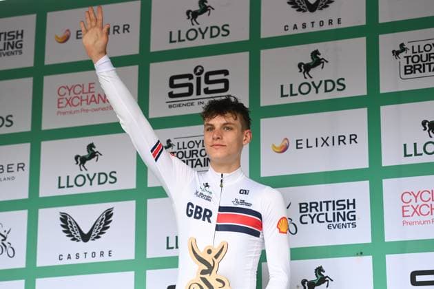 2025 Lloyds Tour of Britain Picture by Simon Wilkinson SWpix.com - 07 09 2025 - Cycling - 2025 Lloyds Tour of Britain - Stage 6: Newport to Cardiff - Joshua Golliker (Great Britain) on the Podium receiving the Overall Combativity Award Copyright: x xSWpix.comx(t axPhotographyxHubxLtd)xSimonxWilkinson SWpix.comx SWP-3069-2659