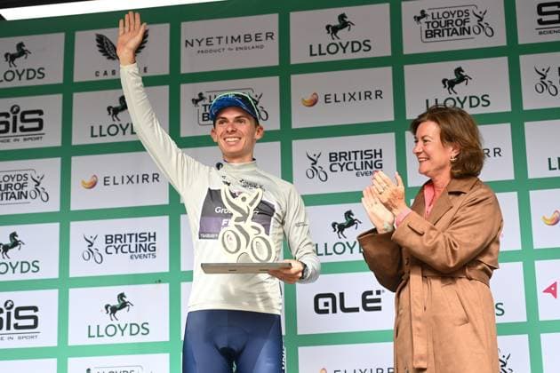 2025 Lloyds Tour of Britain Picture by Simon Wilkinson SWpix.com - 07 09 2025 - Cycling - 2025 Lloyds Tour of Britain - Stage 6: Newport to Cardiff - Romain GrÃ goire (Groupama FDJ) on the Podium after Winning the Best Young Rider Classification Copyright: x xSWpix.comx(t axPhotographyxHubxLtd)xSimonxWilkinson SWpix.comx SWP-3069-2663