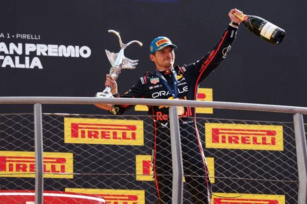F1 Grand Prix of Italy Max Verstappen of Red Bull Racing celebrates on the podium during the F1 Grand Prix of Italy at Autodromo Nazionale on September 7, 2025 in Monza, Italy. Monza Autodromo Nazionale Italy Copyright: xMarcoxCanonierox