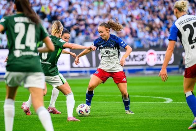 Soccer I Women I Season 2025 2026 I Bundesliga I 1 Matchday I Hamburger SV VfL Wolfsburg I 07 09 2025 Melanie Brunnthaler 11, Hamburger SV Hamburg Volksparkstadion Hamburg Germany Copyright: xLobecax xHenningxRohlfsx