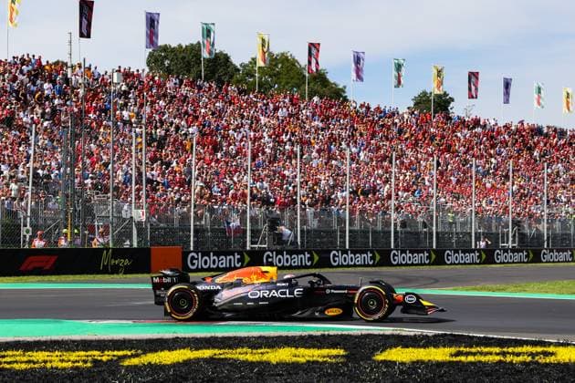 F1 Italian Grand Prix Max Verstappen of Red Bull Racing drives on the track during the F1 Grand Prix of Italy at Autodromo Nazionale Monza on September 7th, 2025 in Monza, Italy Monza Italy  Copyright: xBeataxZawrzelx originalFilename:zawrzel-f1italia250907_nphbH.jpg