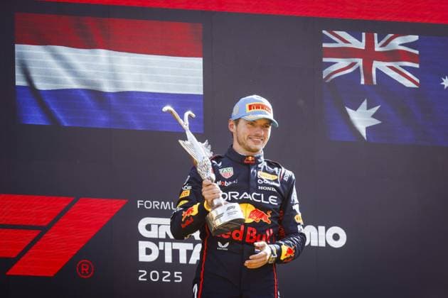 MONZA - Max Verstappen (Red Bull Racing) on the podium with his trophy at the Monza circuit after winning the Italian Grand Prix. ANP SEM VAN DER WAL xVIxANPxSportx xxANPxIVx 535285303 originalFilename: 535285303.jpg