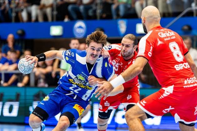 07 09 2025, GER, Handball, Men, Season 25 26, Daikin 1 Bl, 3 Matchday ThSV Eisenach MT Melsungen Olle Forsell Schefvert MT Melsungen Felix Aellen ThSV Eisenach,22 99817 Eisenach Werner Assmann Halle Am Sportp Thueringen Germany