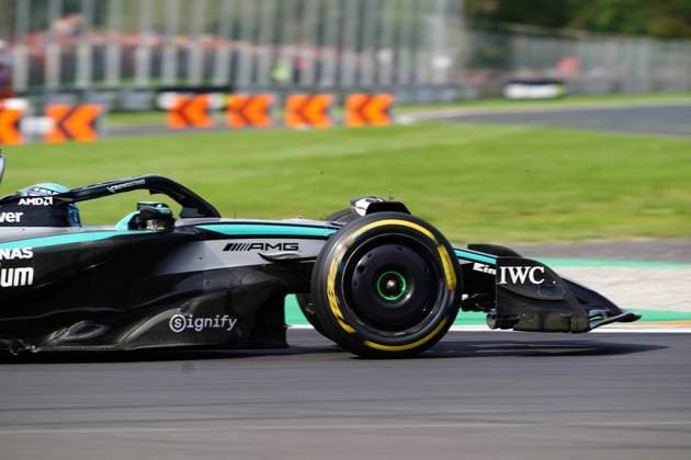 F1 Grand Prix of Italy - Race MONZA, ITALY - SEPTEMBER 07: George Russel of Great Britain driving the (63) Mercedes-AMG PETRONAS Formula One Team W16 on track during F1 Grand Prix of Italy at Autodromo Nazionale Monza on September 07, 2025 in Monza, Italy. Pier Marco Tacca Anadolu Monza Italy. Editorial use only. Please get in touch for any other usage.  Copyright: x2025xAnadoluxPierxMarcoxTaccax