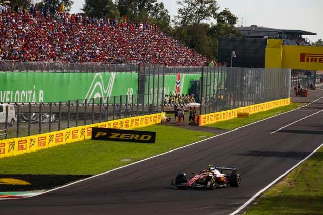 F1 - ITALIAN GRAND PRIX 2025 44 HAMILTON Lewis (gbr), Scuderia Ferrari SF-25, action during the 2025 Formula 1 Pirelli Grand Premio d™Italia, 2025 Italian Grand Prix, 16th round of the 2025 FIA Formula One World Championship, WM, Weltmeisterschaft from September 5 to 7, 2025 on the Autodromo Nazionale Monza, in Monza, Italy - MonzaItaly  Copyright: xXavixBonillax
