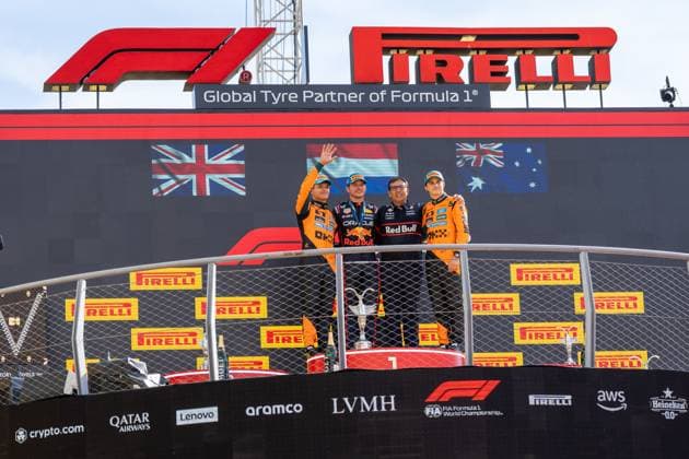 Max Verstappen Oracle Red Bull Racing, Netherlands, 01 and Lando Norris McLaren Formula 1 Team, Great Britain 04 and Oscar Piastri McLaren Formula 1 Team, Australia 81 on the podium in Monza, ITA, Formula 1 World Championship, Italian Grand Prix, Autodromo Nazionale Monza, Race Day, Podium, 2025 season, 07 09 2025 ITA, Formula 1 World Championship, Italian Grand Prix, Autodromo Nazionale Monza, Race Day, Podium, 2025 season, 07 09 2025 Monza Copyright: xEibner-Pressefoto MarcelxFischerx EP_MFI