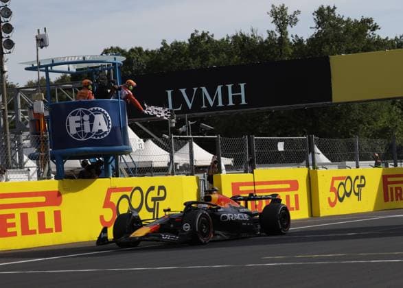 FORMULA 1 PIRELLI GRAN PREMIO D™ITALIA 2025 07 09 2025, Autodromo Nazionale Monza, Monza, FORMULA 1 PIRELLI GRAN PREMIO D™ITALIA 2025 , in the picture crossing the finish line of the winner Max Verstappen NLD , Oracle Red Bull Racing nordphotoxGmbHx xBratic nph00250