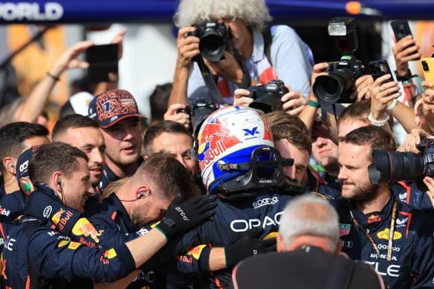 7th September 2025; Autodromo Nazionale Monza, Monza, Italy; Formula 1 Italian Grand Prix 2025 Race Day; Race winner Max Verstappen of the Netherlands and Oracle Red Bull Racing and team mates  PierrexTeyssot