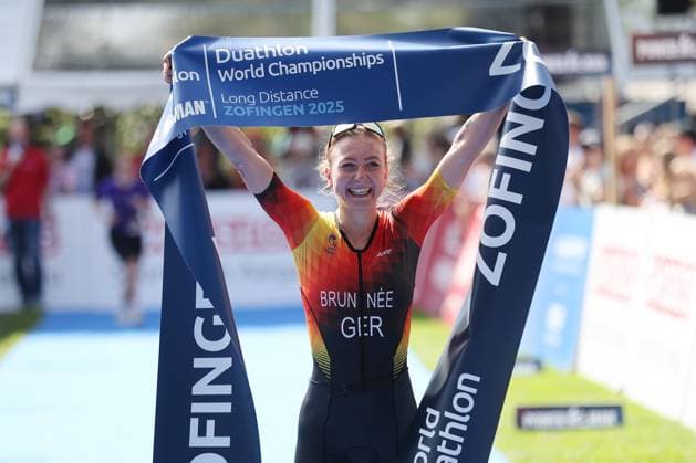 07.09.2025 Zofingen, SCHWEIZ, Powerman World Triathlon Siegerin in Zofingen Merle Brunnee (GER) *** 07 09 2025 Zofingen, SWITZERLAND, Powerman World Triathlon winner in Zofingen Merle Brunnee GER 