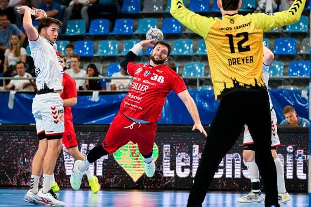 Bietigheim HBL 25 26 SG BBM Bietigheim VfL Luebeck Schwartau Jonathan Fischer Bietigheim , Goalkeeper Paul Dreyer VfL Luebeck Schwartau Bietigheim Bissingen Egetrans Arena Baden Württemberg Germany