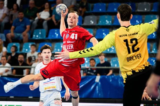 Bietigheim HBL 25 26 SG BBM Bietigheim VfL Luebeck Schwartau Till Hermann Bietighiem , Torhueter Paul Dreyer VfL Luebeck Schwartau Bietigheim Bissingen Egetrans Arena Baden Württemberg Germany