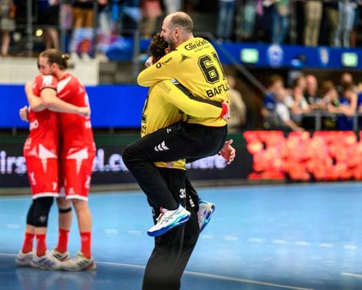 Laszlo, Bartucz TW, MT Melsungen, 61 , Kristof, Palasics TW, MT Melsungen, 32 celebrating after the final whistle GER, Thuringia, ThSV Eisenach v MT Melsungen, 1 Daikin Handballbundesliga, Handball, Matchday 3, Season 2025 2026, 07 09 2025 GER, Thuringia, ThSV Eisenach v MT Melsungen, 1 Daikin Handballbundesliga, Handball, Matchday 3, Season 2025 2026, 07 09 2025 Eisenach Copyright: xEibner-Pressefoto MartinxHerbstx EP_MHT