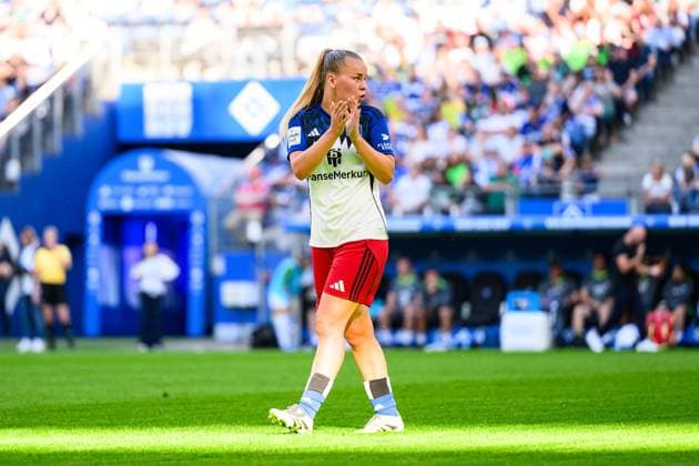 Soccer I Women I Season 2025 2026 I Bundesliga I 1 Matchday I Hamburger SV VfL Wolfsburg I 07 09 2025 Svea Stoldt 8, Hamburger SV Hamburg Volksparkstadion Hamburg Germany Copyright: xLobecax xHenningxRohlfsx
