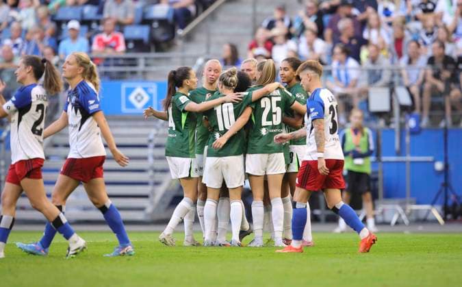 Photo Torjuebl at the ladies of VfL Wolfsburg after the 1 3 goal of POPP Fussball Damen Bundesliga on Sun 07 09 2025 Hamburger SV VfL Wolfsburg