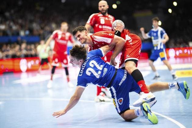 DAIKIN HBL HANDBALL MEN 1 BL 3 GAME DAY THSV EISENACH MT MELSUNGEN FOR EDITORIAL PURPOSES ONLY p 07 09 2025 Eisenach DAIKIN HBL Handball 1 Bundesliga Men Season 2025 2026 3 Matchday Werner Assmann Halle ThSV Eisenach MT Melsungen in photo Felix Aellen 22 ThSV Eisenach in duel with Nikolaj Enderleit 4 MT Melsungen Germany Thuringia Eisenach Copyright SaschaxFromm Copyright: SaschaxFromm doc82ah52zat8o1lggji8ja ,EDITORIAL USE ONLY Copyright: SaschaxFromm