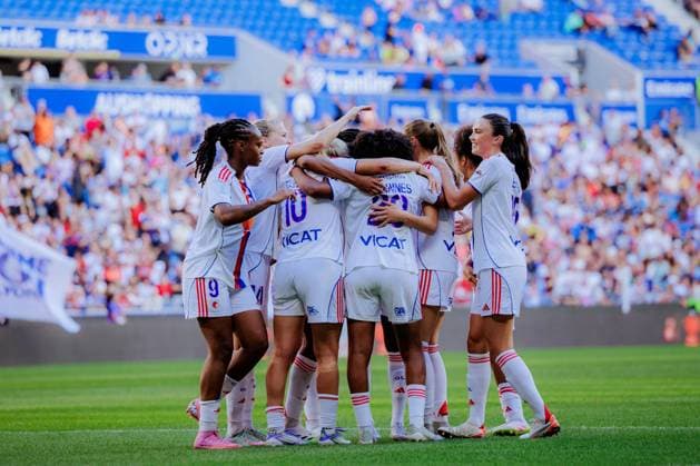 Lily Yohannes (20 Olympique Lyonnais) celebrates her goal with Players of OL Lyonnes during the Arkema Premiere Ligue game between OL Lyonnes and Olympique de Marseille at Groupama Stadium in Lyon, France. Copyright: xPaulinexFIGUETx xSPPx Sportspressphoto_SPR22114