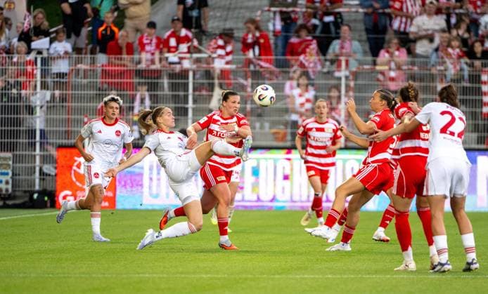 Soccer, Women, Season 2025 2026, Google Pixel Women Bundesliga 1 Matchday , 1 FC Union Berlin 1 FC Nürnberg, v l Beatrix Fördos 1 FC Nürnberg , Dina Orschmann 1 Women 1 FC Union , 07 09 2025, Copyright: xMatthiasxKochx