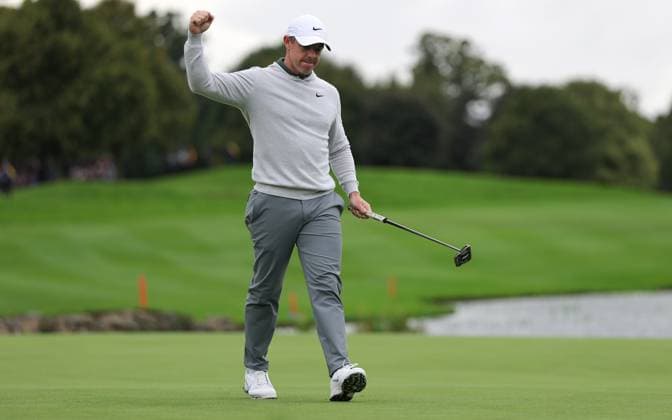 2025 Amgen Irish Open, The K Club, Kildare 7 9 2025 Rory McIlroy celebrates putt to force playoff Rory McIlroy celebrates putt to force playoff 7 9 2025  Copyright: x INPHO BryanxKeanex 016A9533