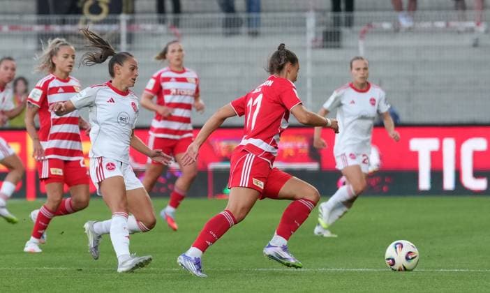 07 09 2025 Soccer Season 2025 2026 1 Google Pixel Women Bundesliga 1 Matchday 1 FC Union Berlin Women FCU 1 FC Nuremberg Women FCN Club Clubwomen ChPr xchxprx from left Sanja Homann 19, 1 FC Nuremberg FCN Dina Orschmann 11, 1 FC Union Berlin