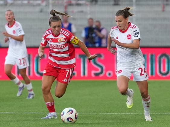 07 09 2025 Soccer Season 2025 2026 1 Google Pixel Women Bundesliga 1 Matchday 1 FC Union Berlin Women FCU 1 FC Nuremberg Women FCN Club Clubwomen ChPr xchxprx from left Lisa Heiseler 7, 1 FC Union Berlin Nastassja Lein 24, 1 FC Nuremberg FCN
