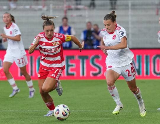 07 09 2025 Soccer Season 2025 2026 1 Google Pixel Women Bundesliga 1 Matchday 1 FC Union Berlin Women FCU 1 FC Nuremberg Women FCN Club Clubwomen ChPr xchxprx from left Lisa Heiseler 7, 1 FC Union Berlin Nastassja Lein 24, 1 FC Nuremberg FCN