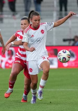 07 09 2025 Soccer Season 2025 2026 1 Google Pixel Women Bundesliga 1 Matchday 1 FC Union Berlin Women FCU 1 FC Nuremberg Women FCN Club Clubwomen ChPr xchxprx from left Julia Pollak 22, 1 FC Nuremberg FCN Dina Orschmann 11, 1 FC Union Berlin