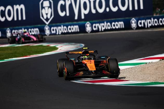 F1 - ITALIAN GRAND PRIX 2025 04 NORRIS Lando (gbr), McLaren F1 Team MCL39, action during the 2025 Formula 1 Pirelli Grand Premio d™Italia, 2025 Italian Grand Prix, 16th round of the 2025 FIA Formula One World Championship, WM, Weltmeisterschaft from September 5 to 7, 2025 on the Autodromo Nazionale Monza, in Monza, Italy - MonzaItaly  Copyright: xEricxAlonsox