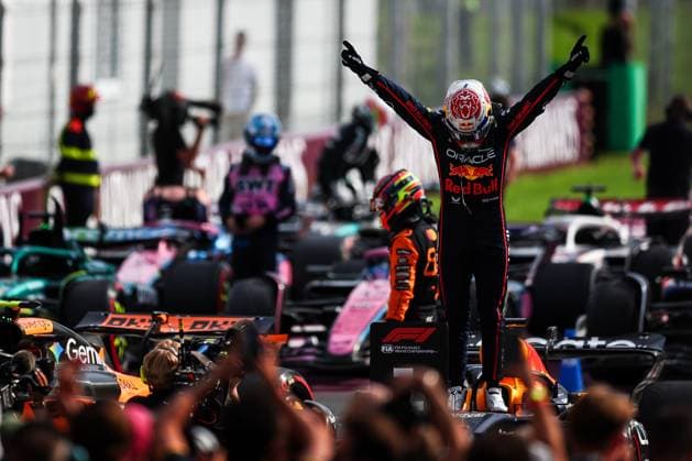 F1 - ITALIAN GRAND PRIX 2025 VERSTAPPEN Max (ned), Red Bull Racing RB21, portrait celebration during the 2025 Formula 1 Pirelli Grand Premio d™Italia, 2025 Italian Grand Prix, 16th round of the 2025 FIA Formula One World Championship, WM, Weltmeisterschaft from September 5 to 7, 2025 on the Autodromo Nazionale Monza, in Monza, Italy - MonzaItaly  Copyright: xEricxAlonsox