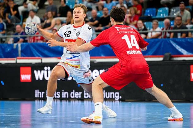 Bietigheim HBL 25 26 SG BBM Bietigheim VfL Luebeck Schwartau Einar Nickelsen VfL Luebeck Schwartau , Fynn Nicolaus Bietigheim Bietigheim Bissingen Egetrans Arena Baden Württemberg Germany