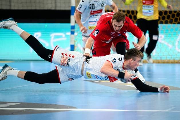 Bietigheim HBL 25 26 SG BBM Bietigheim VfL Luebeck Schwartau Ole Hagedorn VfL Luebeck Schwartau , Tom Wolf Bietigheim Bietigheim Bissingen Egetrans Arena Baden Württemberg Germany